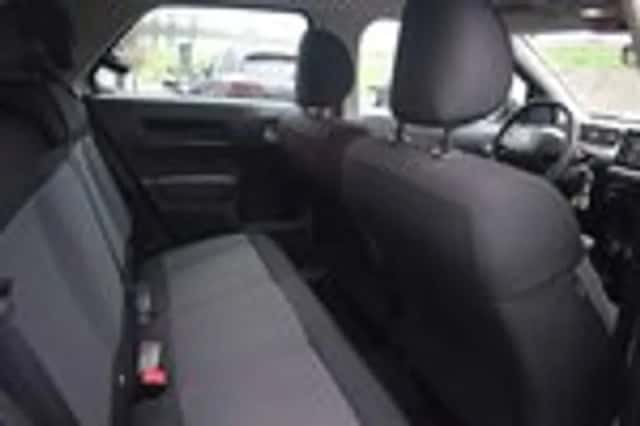 Citroën C4 Cactus (2015) thumbnail 17