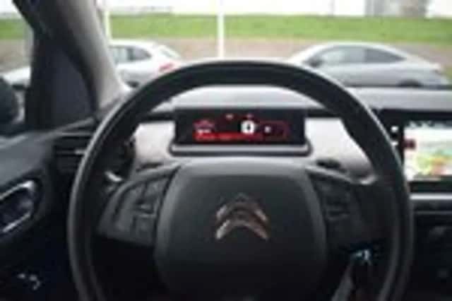 Citroën C4 Cactus (2015) thumbnail 21