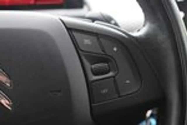 Citroën C4 Cactus (2015) thumbnail 24