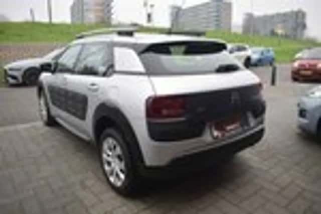 Citroën C4 Cactus (2015) thumbnail 10