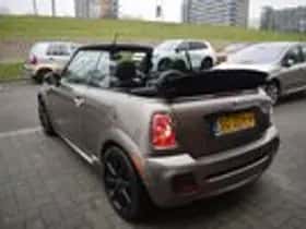MINI Cooper (2013) thumbnail 16