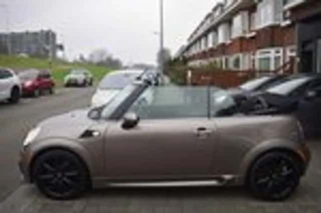 MINI Cooper (2013) thumbnail 18