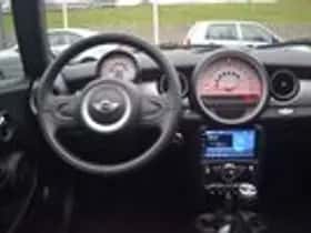 MINI Cooper (2013) thumbnail 19
