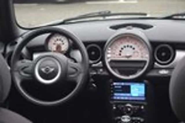 MINI Cooper (2013) thumbnail 20