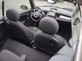 MINI Cooper (2013) thumbnail 23
