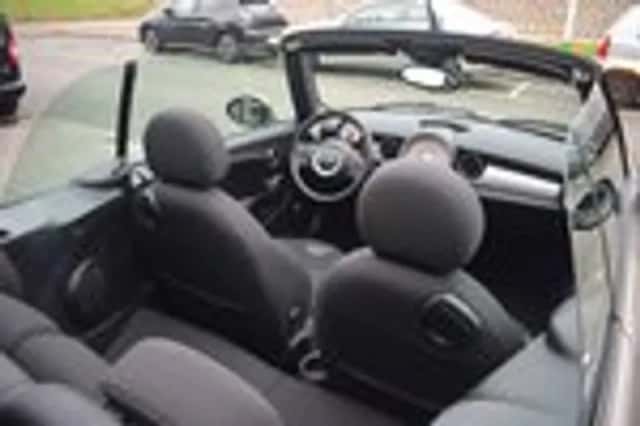 MINI Cooper (2013) thumbnail 24