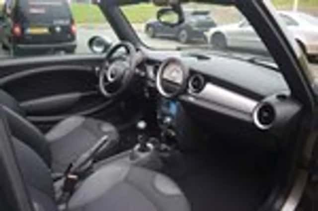 MINI Cooper (2013) thumbnail 25
