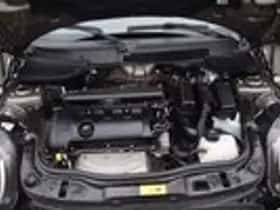 MINI Cooper (2013) thumbnail 29