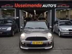 MINI Cooper (2013) thumbnail 4