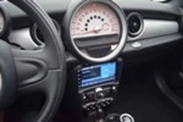 MINI Cooper (2013) thumbnail 32