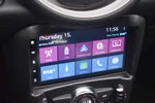 MINI Cooper (2013) thumbnail 33