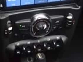 MINI Cooper (2013) thumbnail 34