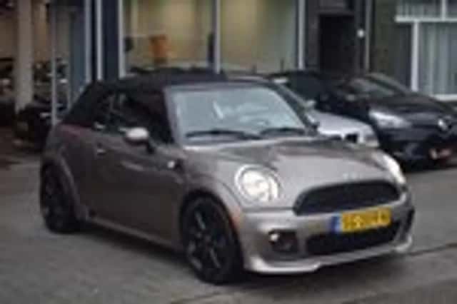 MINI Cooper (2013) thumbnail 7
