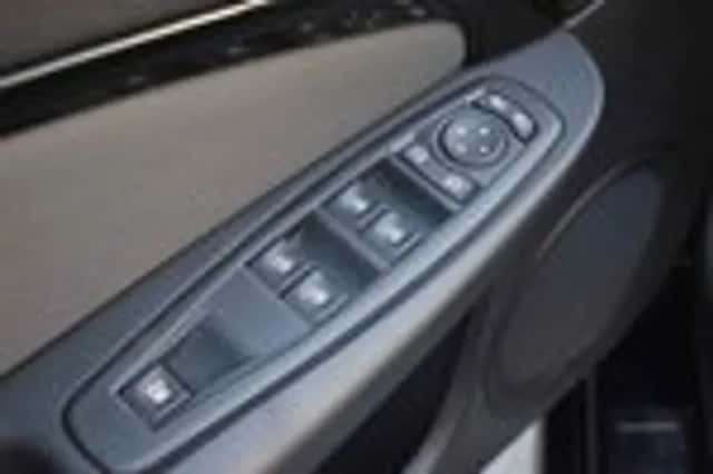 Renault Mégane (2015) thumbnail 26