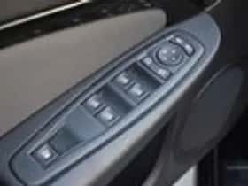 Renault Mégane (2015) thumbnail 26