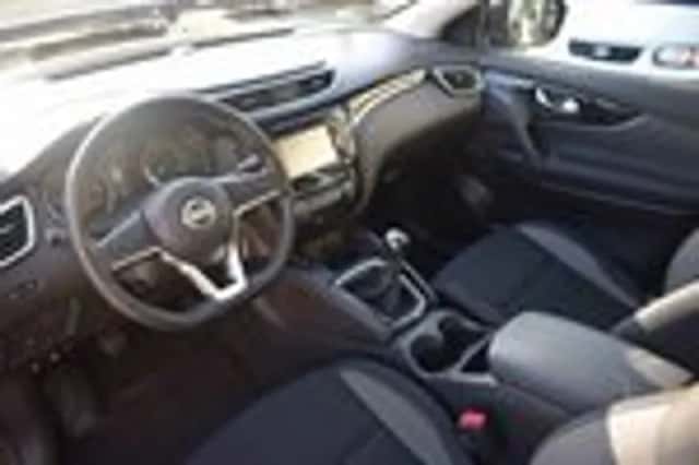 Nissan Qashqai (2020) thumbnail 4