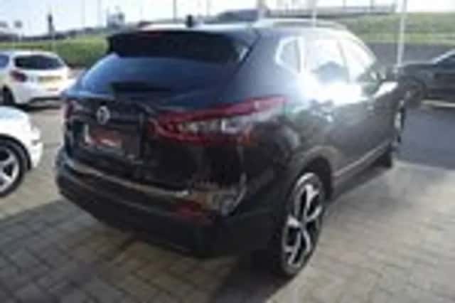 Nissan Qashqai (2020) thumbnail 8