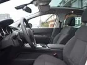 Peugeot 3008 (2014) thumbnail 14