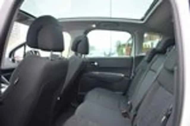 Peugeot 3008 (2014) thumbnail 15