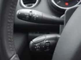 Peugeot 3008 (2014) thumbnail 26