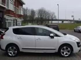 Peugeot 3008 (2014) thumbnail 7