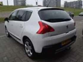 Peugeot 3008 (2014) thumbnail 10