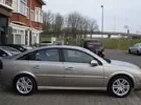 Opel Vectra (2003) thumbnail 6