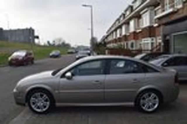 Opel Vectra (2003) thumbnail 10