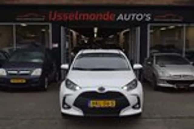 Mazda 2 (2023) thumbnail 3