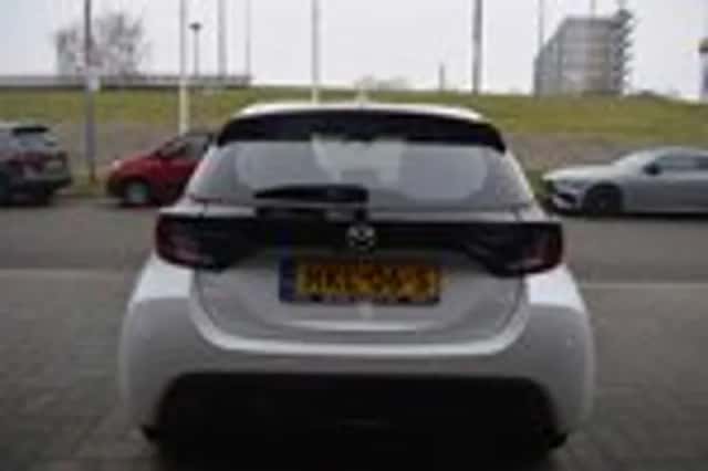 Mazda 2 (2023) thumbnail 9