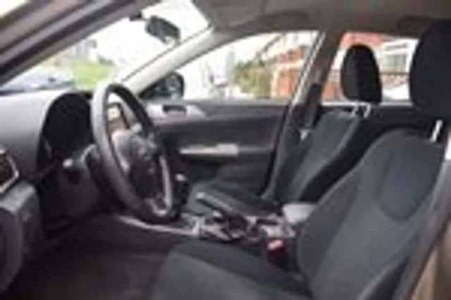 Subaru Impreza (2009) thumbnail 14