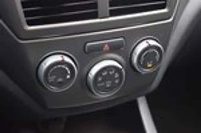 Subaru Impreza (2009) thumbnail 25