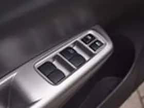 Subaru Impreza (2009) thumbnail 27