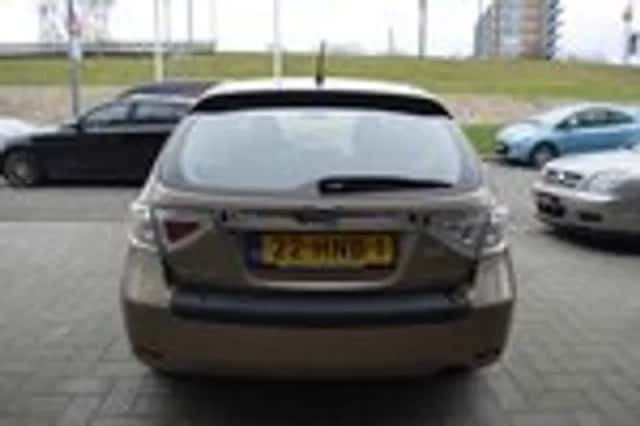 Subaru Impreza (2009) thumbnail 9