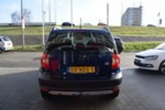Škoda Yeti (2010) thumbnail 9