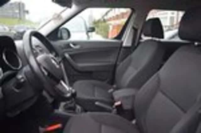 Škoda Yeti (2014) thumbnail 13
