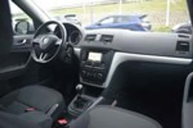 Škoda Yeti (2014) thumbnail 17