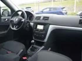 Škoda Yeti (2014) thumbnail 17