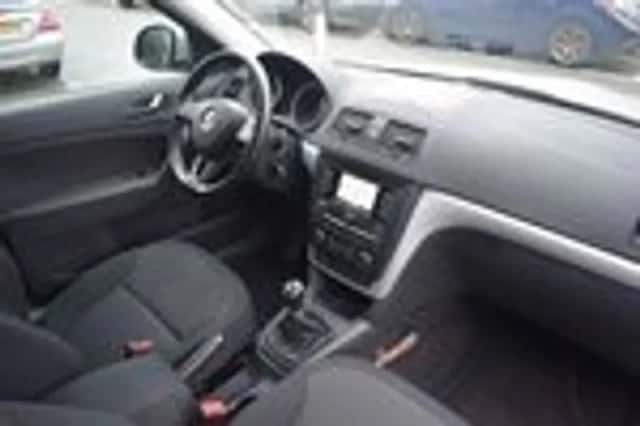 Škoda Yeti (2014) thumbnail 18