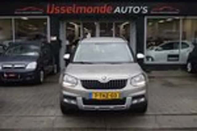 Škoda Yeti (2014) thumbnail 3