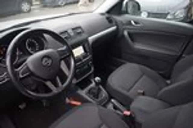 Škoda Yeti (2014) thumbnail 4