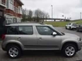 Škoda Yeti (2014) thumbnail 6