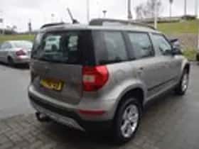Škoda Yeti (2014) thumbnail 7