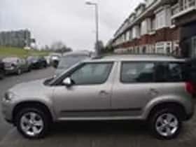 Škoda Yeti (2014) thumbnail 10