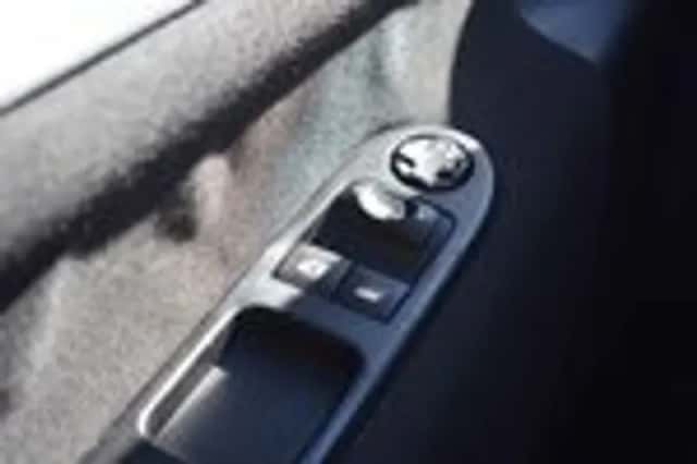 Peugeot 207 (2011) thumbnail 25
