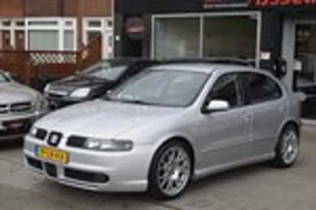 SEAT Leon (2003) thumbnail 2