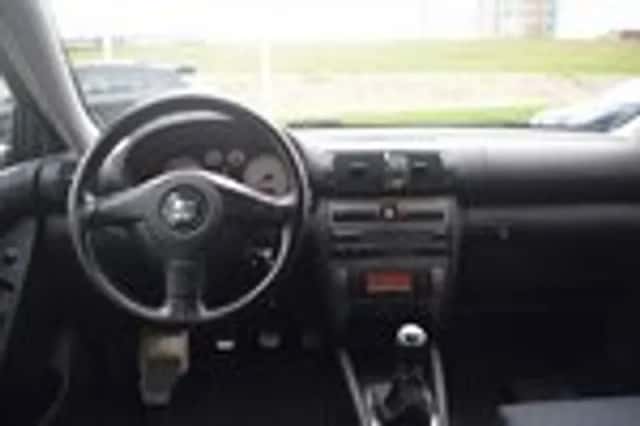SEAT Leon (2003) thumbnail 12