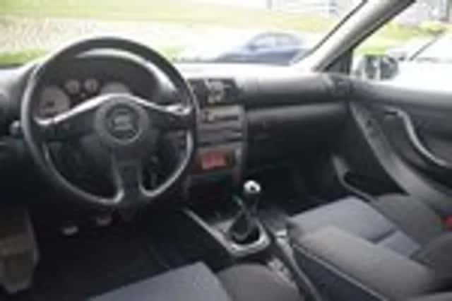 SEAT Leon (2003) thumbnail 13