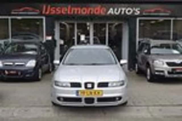 SEAT Leon (2003) thumbnail 3