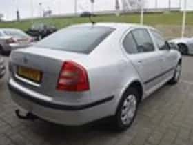 Škoda Octavia (2005) thumbnail 8